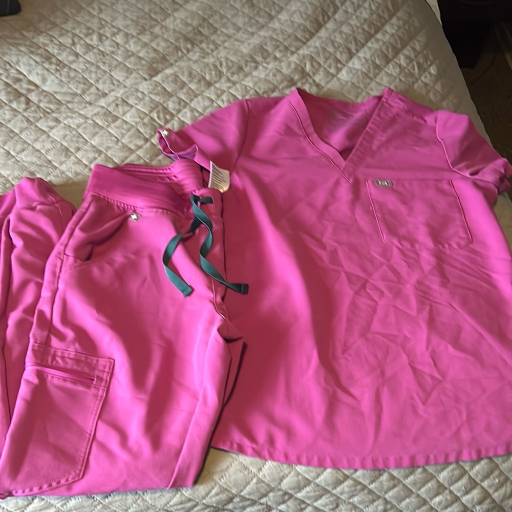 Figs size xs reg length Zamora high waisted bottoms set